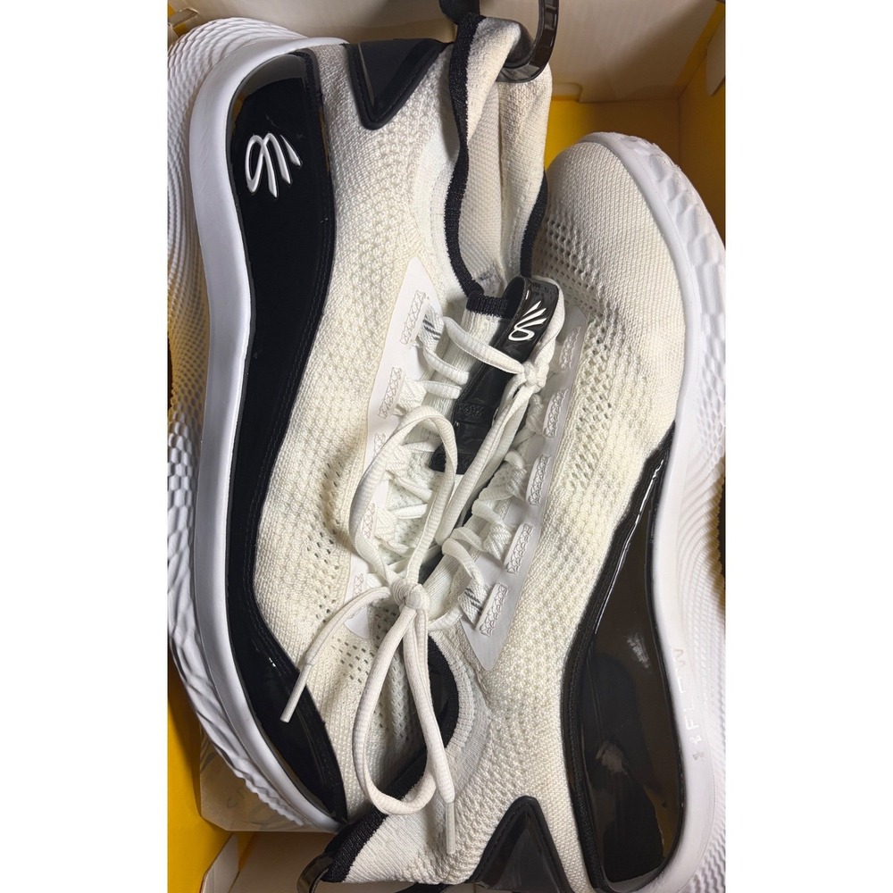 Under Armour Curry Flow 8 NM Mens 12 White Black Basketball Shoes 3024785-111
